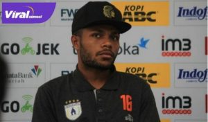 Yan Pieter Cornelis Nasadit eks gelandang serang Persipura gabung Muba Babel United. Foto : ist