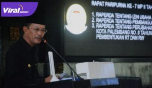 Wali Kota Palembang Harnojoyo dalam Rapat Paripurna DPRD Kota Palembang ke-7, Senin (31/5/2021). Foto : viralsumsel.com/nto