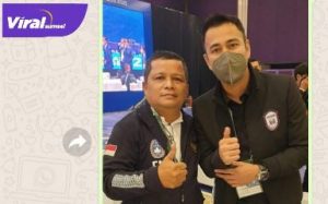 Sekretaris PT SOM Faisal Mursyid bersama Pemilik Rans Cilegon FC, Raffi Ahmad. Foto : viralsumsel.com/ion