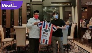 YouTuber Atta Halilintar bersama bos PSG Pati Sayful Arifin. Foto : ig story