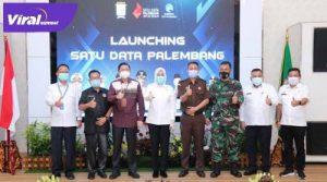 Aplikasi Satu Data Palembang resmi dilaunching di Rumah Dinas Walikota, Jalan Tasik Palembang, Rabu (2/6/ 2021). Foto : viralsumsel.com