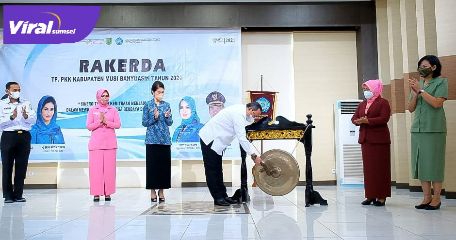 Bupati Muba Dodi Reza Alex buka kegiatan Rakerda X TP-PKK Muba Tahun 2021. Foto : viralsumsel.com/devi