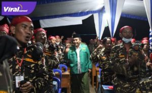 Ketua Pimpinan Wilayah GP Ansor Sumsel Gus Ahmad Zarkasih SHI MM memberikan semangat untuk para peserta Susbalan. Foto : viralsumsel.com/nto