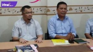Ketua Umum KONI Provinsi Sumsel H Hendri Zainuddin (kiri) dengan Sekretaris Umum KONI Provinsi Sumsel Ir Suparman Romans. Foto : viralsumsel.com/ion