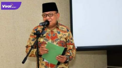 Wakil Bupati Lahat H. Haryanto,SE.MM berikan keterangann pada awak media, Kamis (25/6/2021). Foto : viralsumsel.com/oki