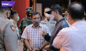 Walikota Palembang, H. Harnojoyo sosialisasi PPKM Mikro di PTC, , Kamis (7/7/2021) Malam. Foto : viralsumsel.com/nto