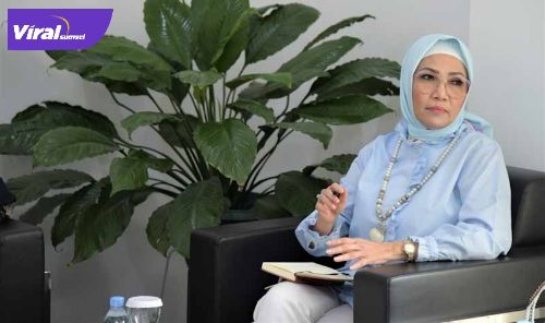 Ketua DPRD Sumsel, Hj RA Anita Noeringhati SH MH beri keterangan kepada media, Selasa (13/7/2021). Foto : viralsumsel.com /sep
