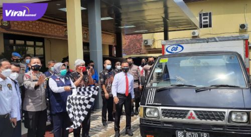 Kapolda Sumsel Irjen Pol Prof Dr Eko Indra Heri S MM usai mendengarkan ikrar atau janji dari anggota Gabungan Perusahaan Farmasi Sumsel, Rabu (21/7/2021). Foto : viralsumsel.com/kai