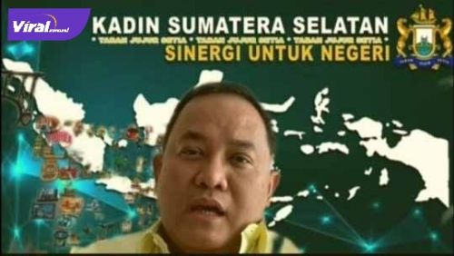 Ketua Umum KADIN Sumsel, Dr Dodi Reza Alex Noerdin Lic Econ MBA turut hadir pada rakor secara virtual Forum Kadin Se-Indonesia, Jumat (23/7/2021). Foto : viralsumsel.com/devi
