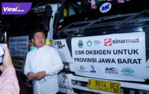 Gubernur Sumsel H Herman Deru melepas keberangkatan pengiriman bantuan oksigen untuk memenuhi kebutuhan masyarakat Jabar, Sabtu (24/7/2021) malam. Foto : viralsumsel.com/sep