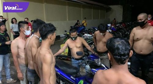 Jatanras Polda Sumsel mengamankan belasan orang pelaku judi sabung di Lempuing, OKI. Foto : viralsumsel.com/kai