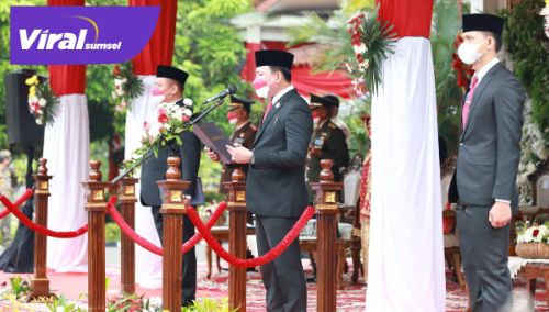 Ketua DPRD Kota Palembang Zainal Abidin SH dala upacara HUT RI ke-76. Foto : viralsumsel.com/nto