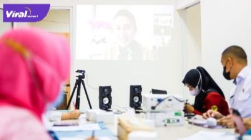 Bunda PAUD Muba Hj Thia Yufada Dodi Reza pimpin rapat Program Kerja Pokja Bunda PAUD di Muba, Selasa (31/8/2021). Foto : viralsumsel.com/devi