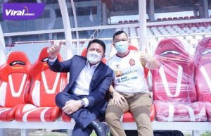 Gubernur Sumsel H Herman Deru bersama Ketua Umum KONI Sumsel H Hendri Zainuddin. Foto : viralsumsel.com/win