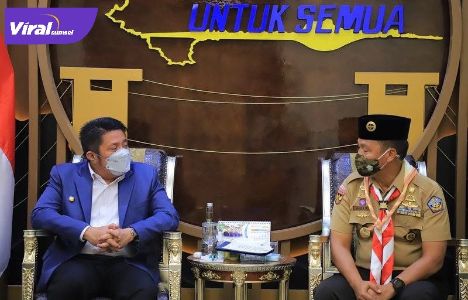 Gubernur Sumsel H. Herman Deru yang  juga sebagai  Ketua Majelis Pembimbing Kwarda Gerakan Pramuka  Sumsel. Foto : viralsumsel.com/win