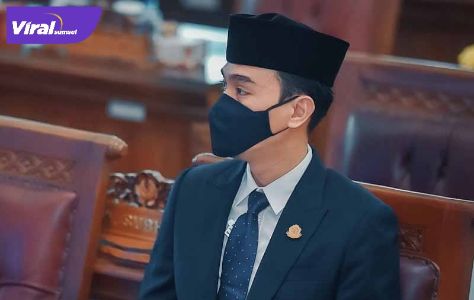 H Muchendi Mahzareki SE Wakil Ketua DPRD Provinsi Sumsel. Foto : viralsumsel.com/fia