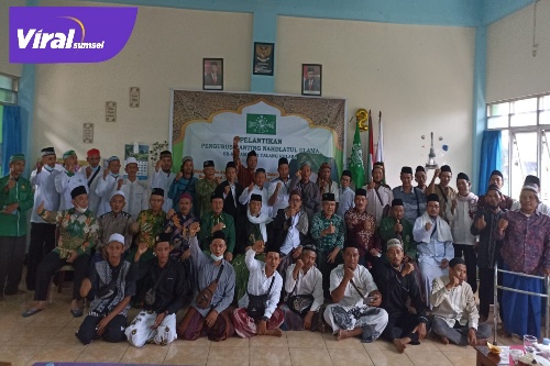 Foto bersama Pengurus Ranting Nahdlatul ulama Se Kecamatan Talang Kelapa. (01/01/2022). Foto : Viralsumsel/Noto