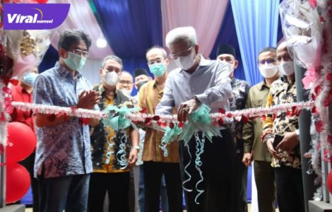 Wakil Gubernur Sumsel H Mawardi Yahya saat Peresmian Pasar Rakyat Jakabaring Palembang, Jumat (7/1/2022) petang. Foto : viralsumsel.com/win