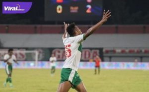 Ricky Kambuaya gelandang Timnas Indonesia selebrasi usai cetak gol ke gawang Timor Leste di Stadion Kapten I Wayan Dipta, Gianyar, Bali, Minggu (30/1/2022) malam. Foto : ig