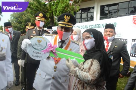 Penghimpunan zakat ASN Pemerintah Kabupaten Ogan Komering Ilir dan anggota Kodim 0402 OKI/OI  digunakan untuk program pengentasan kemiskinan. Foto : humas pemkab oki