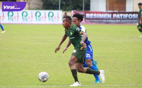 Pertandingan PS Pelmbang versus Persak dalam laga perdana Putaran Nasional Liga 3. Foto : ist