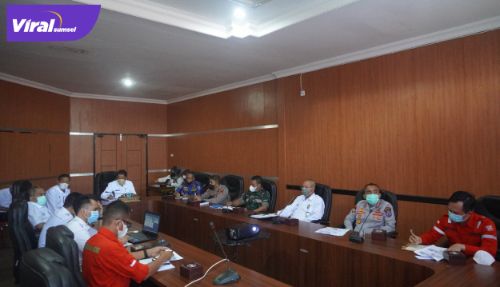 Suasana dalam rapat koordinasi antisipasi Karhutlah, Kamis (17/2/2022). Foto : viralsumsel.com/fia