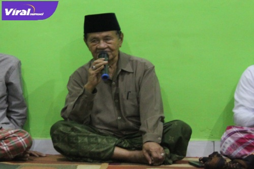Ketua PCNU kabupaten Banyuasin KH. Kaharuddin Aziz Ketika Sambutan di Acara Beberapa Waktu Lalu. Foto : Nto