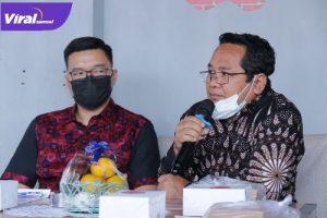 Petinggi Jakabaring Sport City Bambang Supriyanto memberi penjelasan. Foto: viralsumsel.com/nto