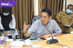 Darul Qutni SE Saat Rapat Paripurna DPRD Banyuasin Beberapa Waktu Lalu. Foto : Viralsumsel.com/Noto