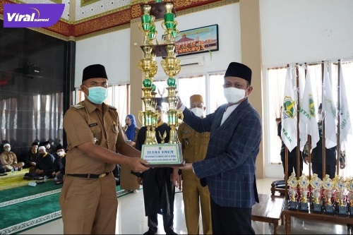 Bupati OKU Timur H. Lanosin, S.T, Membuka Secara Resmi Musabaqoh Tilawatil Qur’an (MTQ) Ke IX Tingkat Kabupaten OKU Timur, Selasa (22/2/2022). Foto : viralsumsel.com