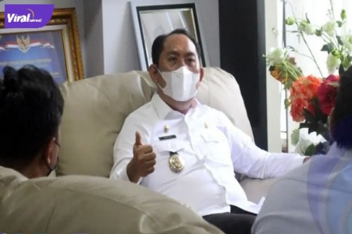 Bupati OKU Selatan, Popo Ali Martopo, B.Com., menerima audiensi KP2KP dan Kantor Pelayanan Pajak Baturaja, Rabu (23/02/2022) siang. Foto : viralsumsel.com/dam