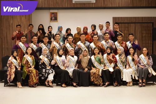 Para Duta Kuliner saat akan foto bersama di Hayo Hotel Palembang, Senin (28/2/2022). Foto : Viralsumsel/Nto