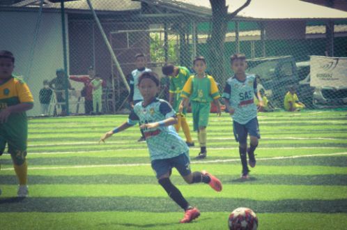 Farel winger SSB SAS beraksi hadapi SSB Putera Sukma. Foto : viralsumsel.com/ion
