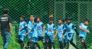 Tim SSB SAS saat melakukan pemanasan sebelum pertandingan melawan SSB Putera Sukma. Foto : viralsumsel.com/ion
