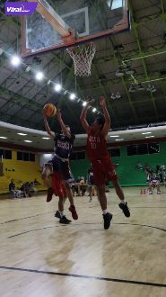 Pertandingan turnamen bola basket remaja bertajuk Livin' Mandiri Indonesia 3x3 Tournament 2022. Foto : viralsumsel.com