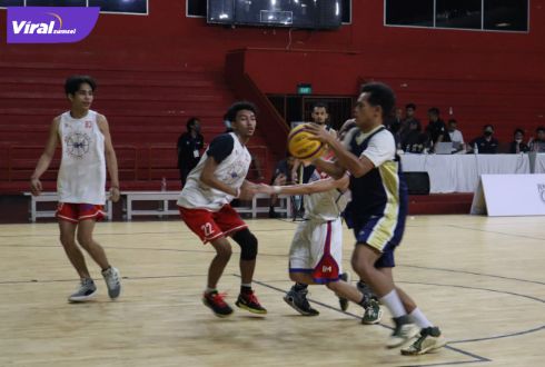Pertandingan turnamen bola basket remaja bertajuk Livin' Mandiri Indonesia 3x3 Tournament 2022. Foto : viralsumsel.com