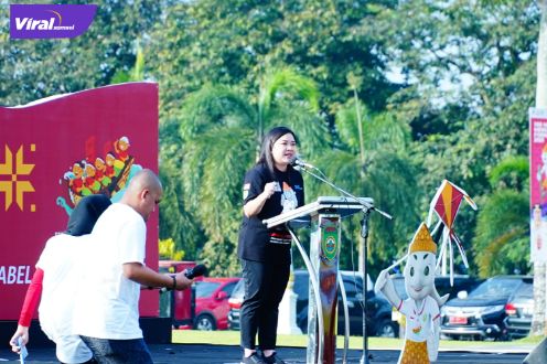 Ketua Umum KORMI Sumsel Hj Samantha Tivani HD sambutan dalam launching 100 hari menuju Fornas VI di Griya Agung, Palembang, Rabu (23/3/2022). Foto : viralsumsel.com
