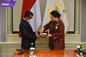 Ketua DPR RI Puan Maharani melakukan pertemuan dengan Ketua Palemen Republik Demokratik Timor-Leste, Ancieto Longuinhos, Rabu (23/3/2022). Foto : viralsumsel.com