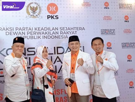 Empat anggota DPRD Babel dari fraksi PKS, H. Dodi Kusdian, ST, MH, Aksan Visyawan, ST,.MH, Drs. H. Erwandi A Rani dan Ringgit Kecubung, S.Pd. Foto : viralsumsel.com