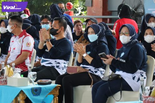 Suasana pembukaan jambore PKK dalam Rangka Hari Kesatuan Gerak PKK yang Ke-50 Tahun di Stable Berkuda Sekayu, Muba, Selasa (29/3/2022). Foto : viralsumsel.com/dev