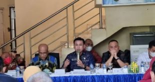 Ketua DPRD Kota Palembang Zainal Abidin berikan kata sambutan dalam reses tahap 1 DPRD Palembang Dapil VI di Kecamatan Jakabaring, Rabu (30/3/2022). Foto : viralsumsel.com/nto