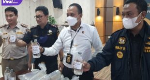 Kantor Bea Cukai Palembang bersama Tim Satgas Benih Bening Lobster (BBL) Polda Sumsel menggagalkan penyelundupan 183.700 ekor benih bening lobster di perairan Sungai Musi. Foto : viralsumsel.com/kai