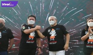 Gubernur Sumsel H Herman Deru dan Ketua Umum KORMI Nasional dalam launching 100 hari jelang Fornas di Griya Agung Palembang, Rabu (23/3/2022) pagi. Foto : viralsumsel.com/ion