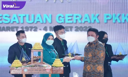 Gubernur Sumsel H Herman Deru dalam acara Rakerda Dekranasda dan Rakon yang digelar TP PKK Sumsel di Ballroom Aryaduta, Rabu (23/3/2022). Foto : viralsumsel.com/win