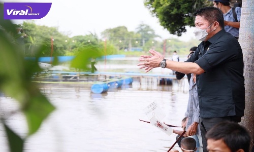 Gubernur Sumsel H Herman Deru saat resmikan Kampung Cantik Anti Narkoba di Palembang, Selasa (29/3/2022). Foto : viralsumsel.com/win