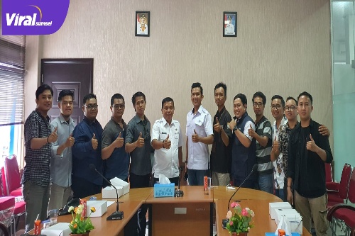 Forum Admin Media Sosial Palembang Saat Beraudiensi Dengan Dinas Komunikasi dan Informasi Palembang. Foto : Viralsumsel/Nto
