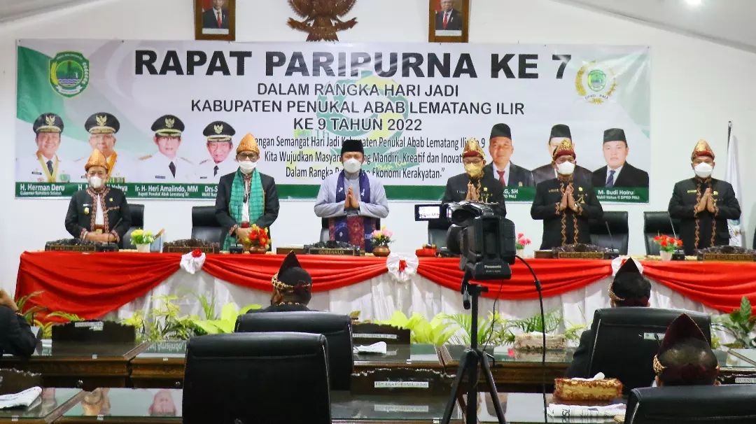 Suasana pimpinan Rapat Paripurna Dewan Perwakilan Rakyat Daerah (DPRD) Kabupaten PALI dalam rangka memperingati hari jadi Kabupaten PALI yang ke-9, pada Jum'at (22/04/2022). Foto : viralsumsel.com/eko
