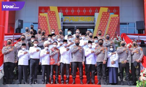 Bupati Ogan Ilir Panca Wijaya Akbar SH menghadiri acara Peresmian Gedung Utama Mapolda Sumsel di Mapolda Sumatera Selatan, Palembang, Jumat, (1/4/2022) siang. Foto : viralsumsel.com/jun