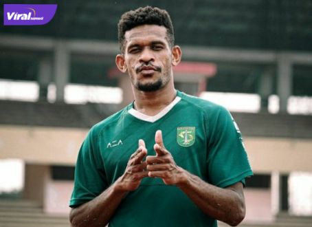 Pemain Persebaya Ricky Kambuaya berlabuh ke Persib Bandung. Foto : ig