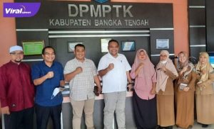 Komisi III DPRD Babel melakukan peninjauan langsung ke Desa Lampur, Kecamatan Sungai Selan, Kabupaten Bangka Tengah, Selasa, (5/4/2022). Foto : viralsumsel.com/ion